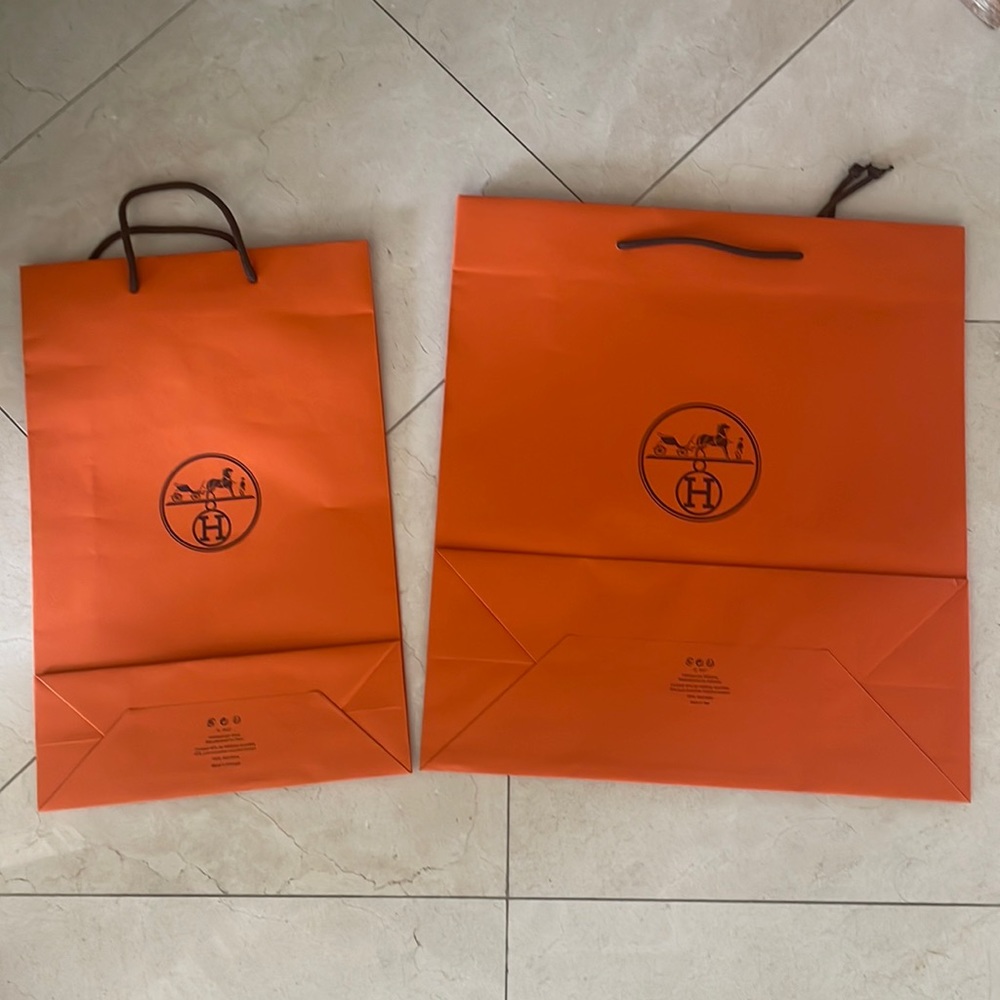 2 Hermes shopping bags in pristine condition